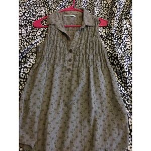 Maurice’s Grey Flower Button Up Tank